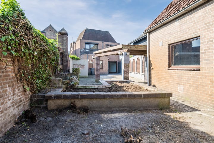 Foto 5 van Bredaseweg 30