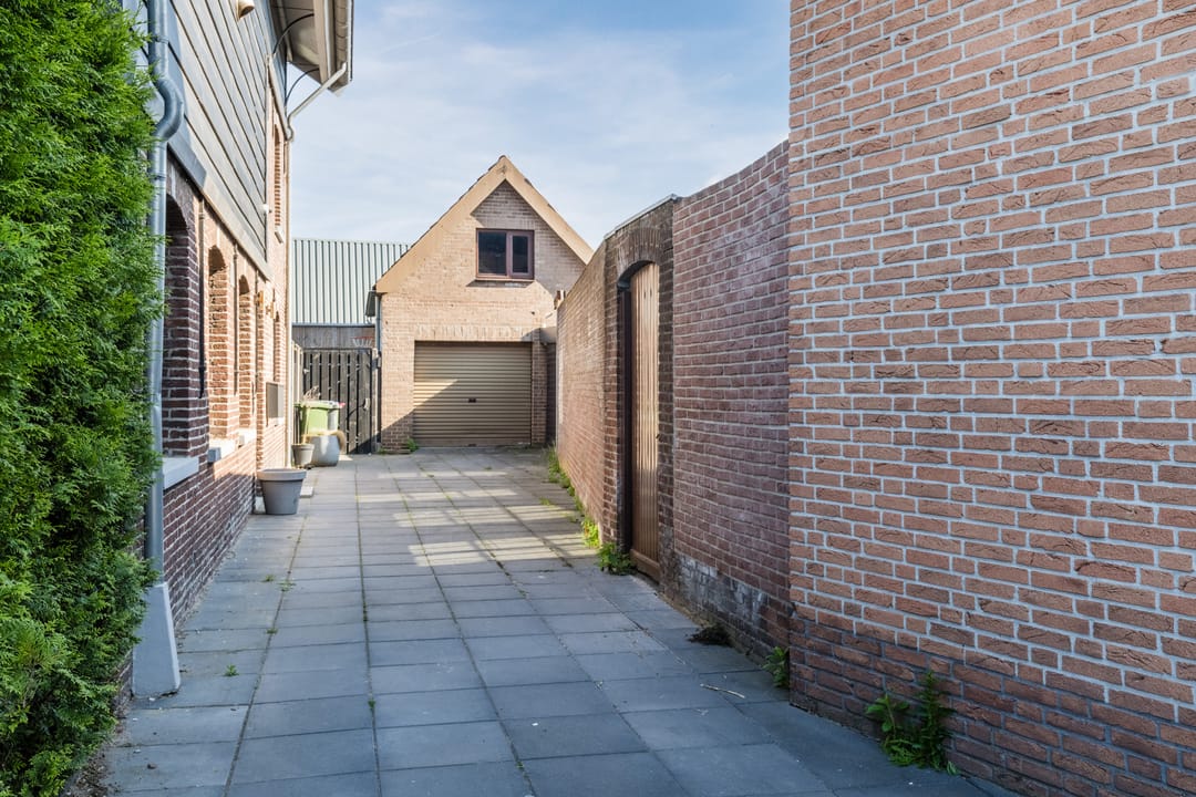 Foto 7 van Bredaseweg 30