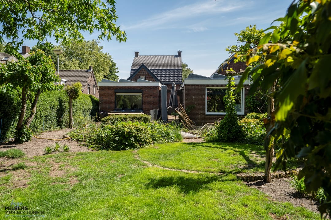 Photo 7 of Pater Claretstraat 9