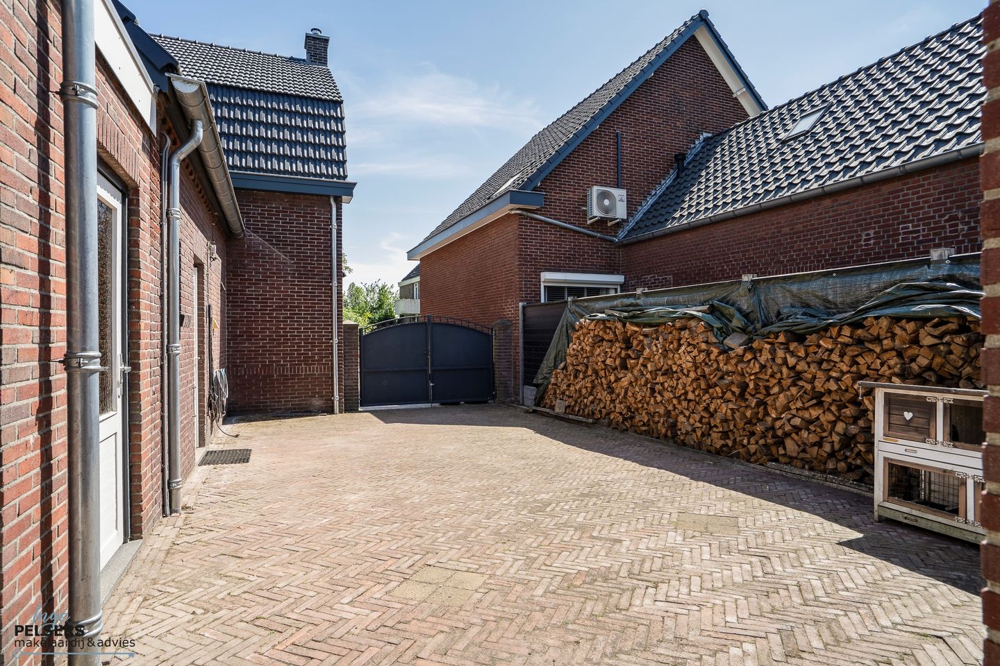 Photo 34 of Pater Claretstraat 9