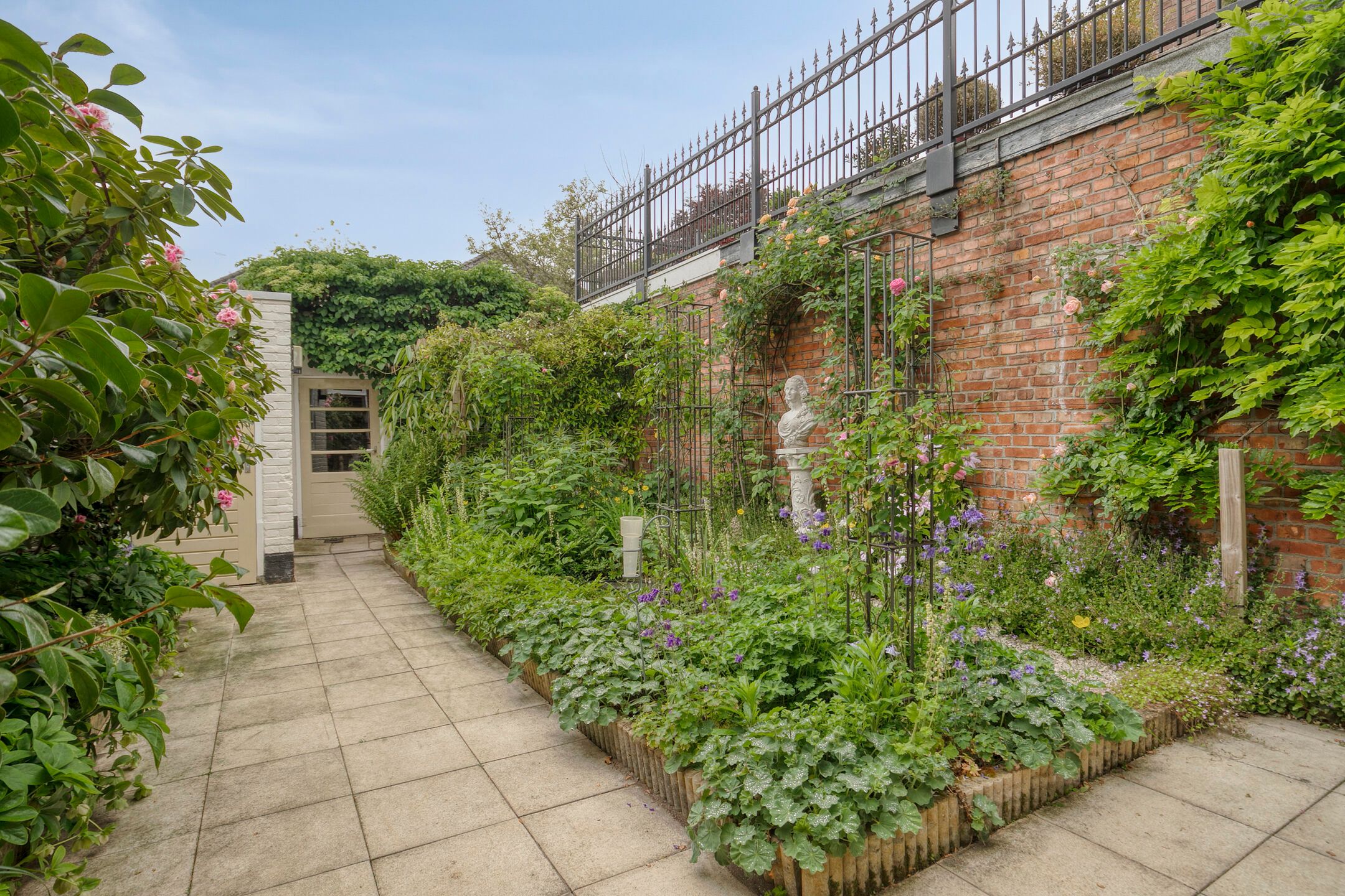 Foto 18 van Spuistraat 15