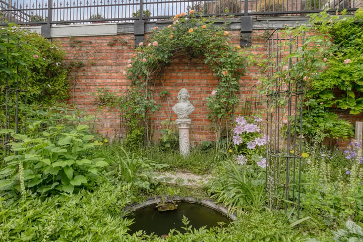 Foto 20 van Spuistraat 15