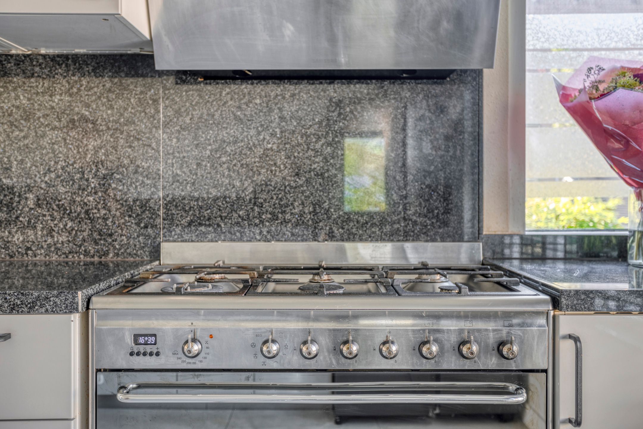 Foto 12 van Leerhoevestraat 22