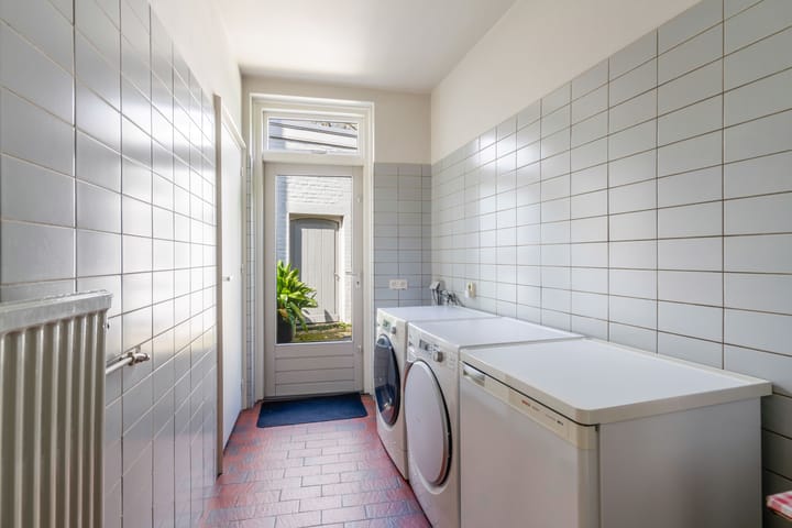 Photo 16 of Hoogstraat 29