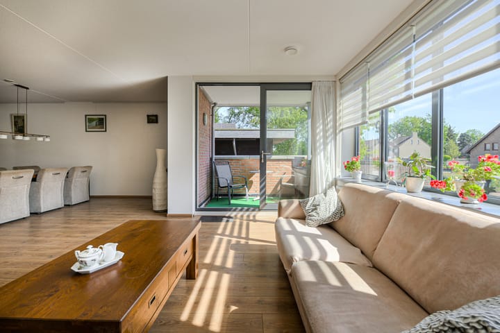 Foto 12 van Van Liedekerkestraat 46