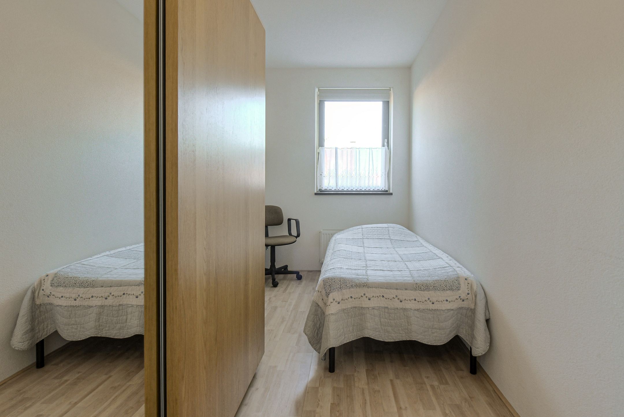 Photo 33 of Van Liedekerkestraat 46