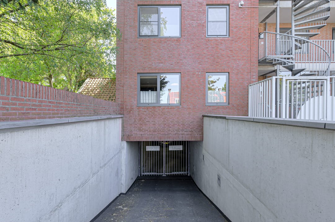 Photo 38 of Van Liedekerkestraat 46