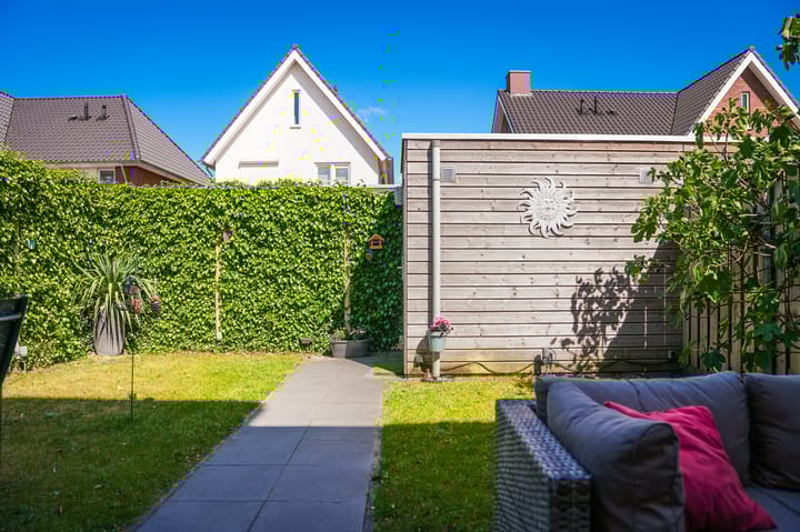 Foto 32 van Karinastraat 26