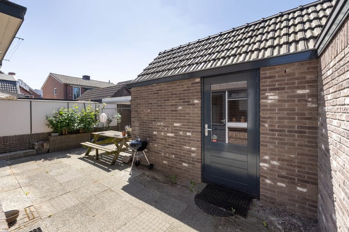 Foto 24 van Sloetsweg 47