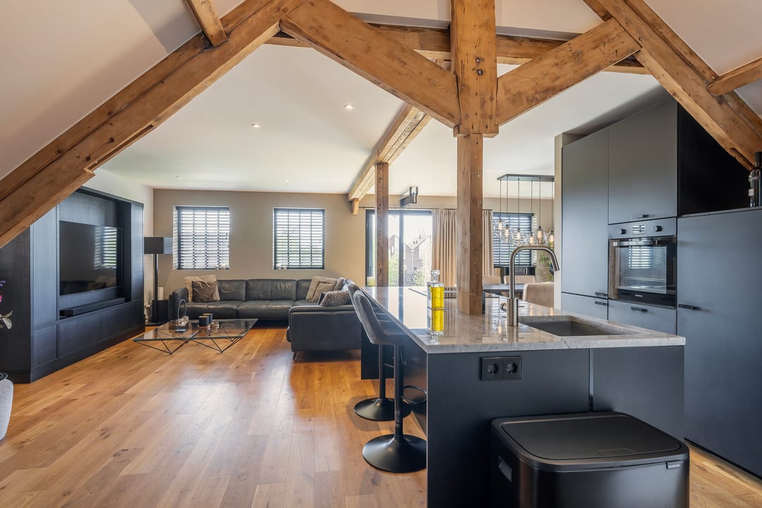 Foto 2 van Landstraat 54-C