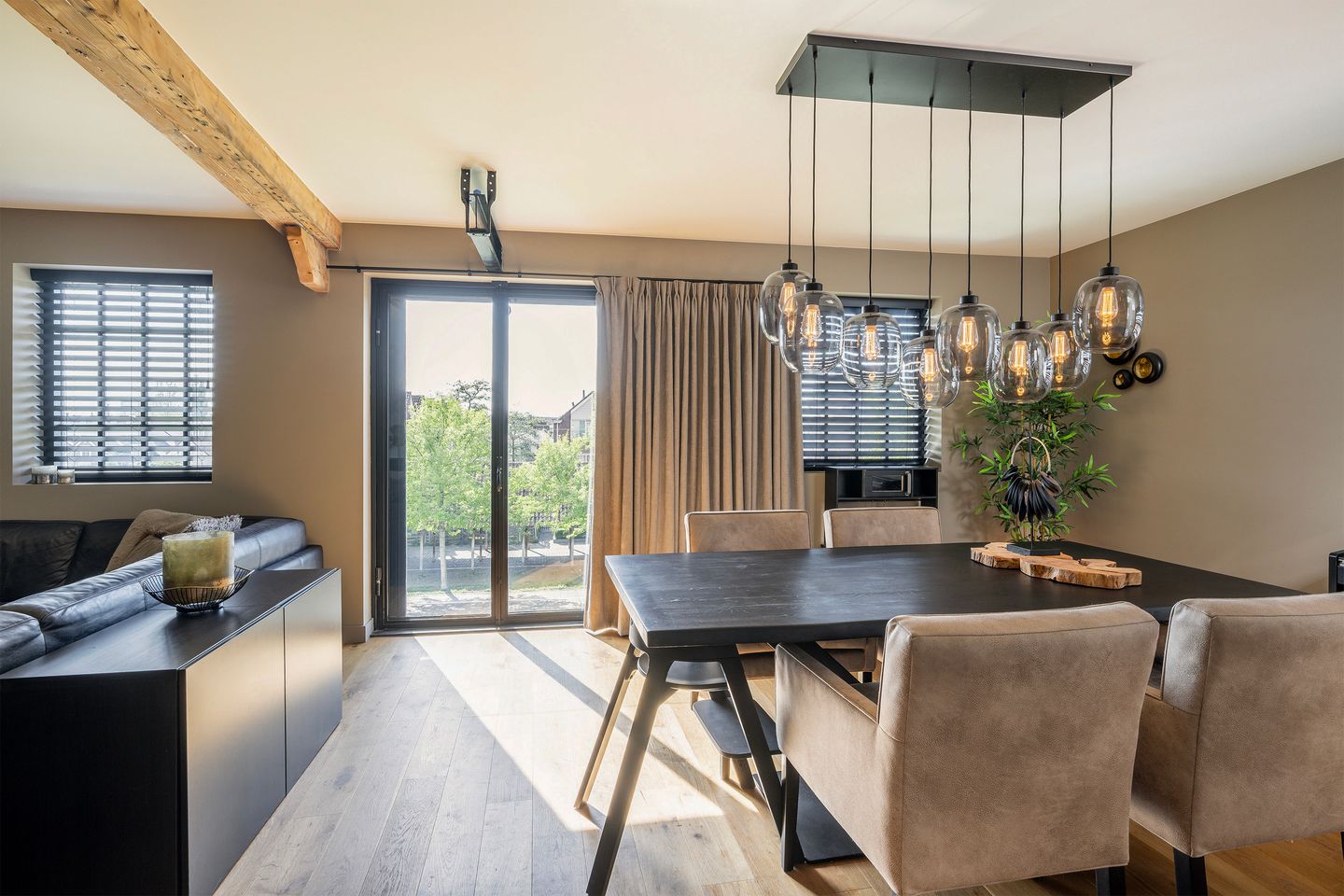 Foto 19 van Landstraat 54-C