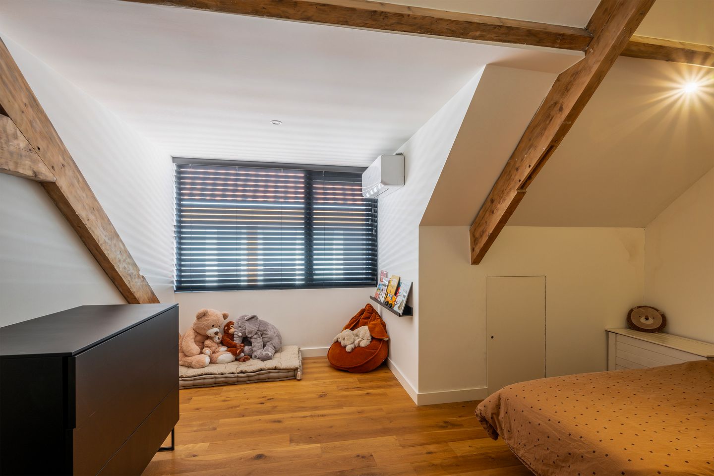 Foto 25 van Landstraat 54-C