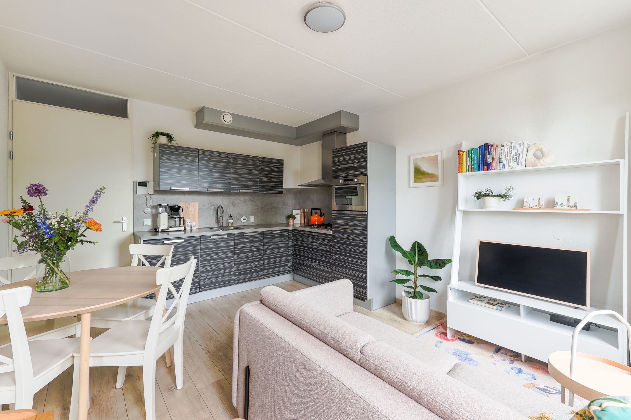 Foto 12 van Berlagestraat 124