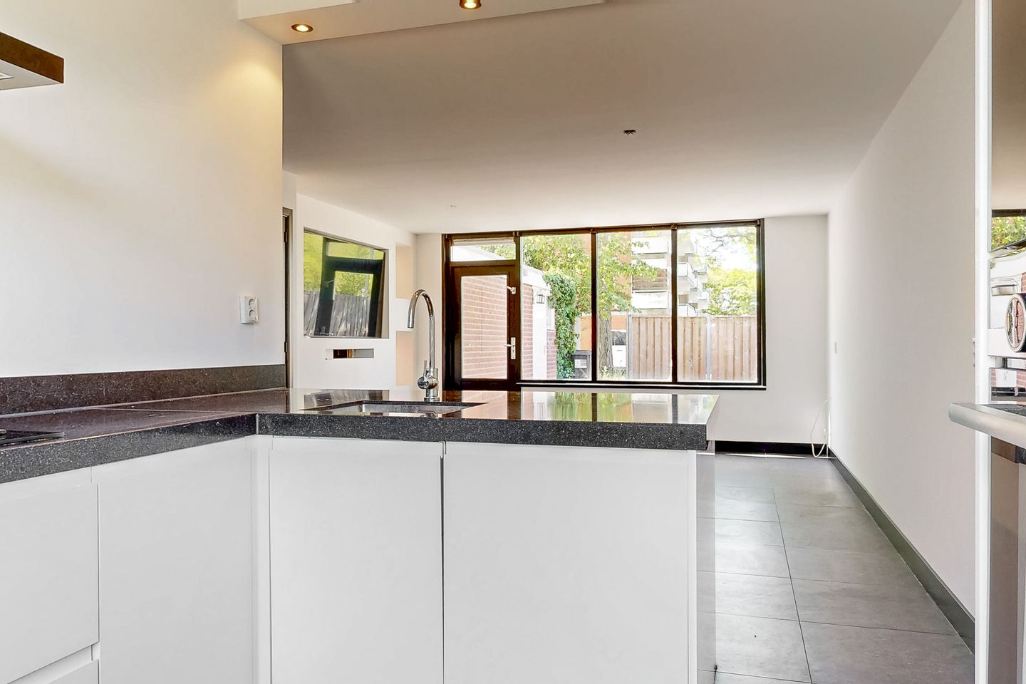 Photo 14 of Speenkruid 4