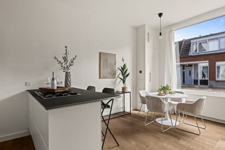 Foto 12 van Lauwerecht 20-A