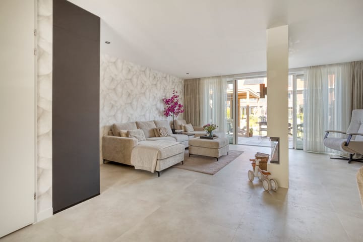 Foto 13 van Lutjelant 14