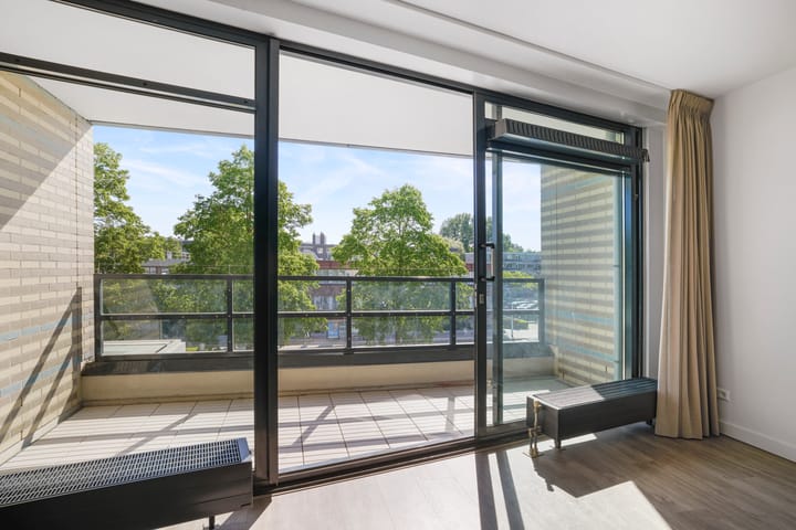 Foto 5 van Van Leijenberghlaan 180