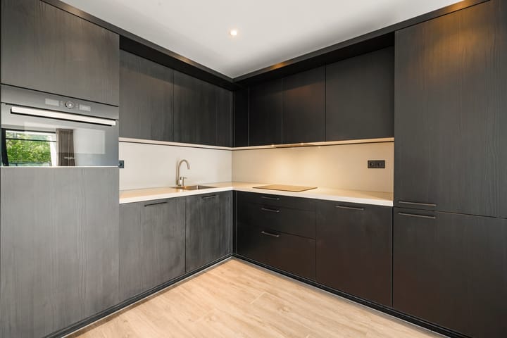 Foto 11 van Van Leijenberghlaan 180