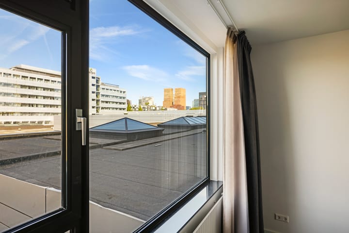 Foto 17 van Van Leijenberghlaan 180