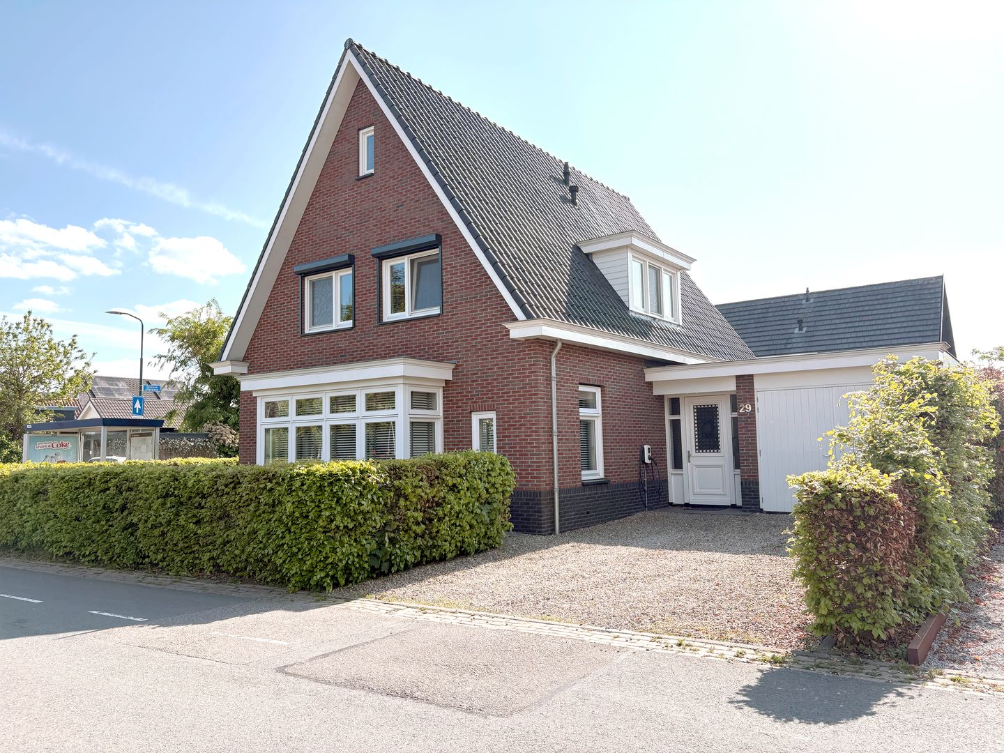 Photo 1 of Laan van Niftarlake 29