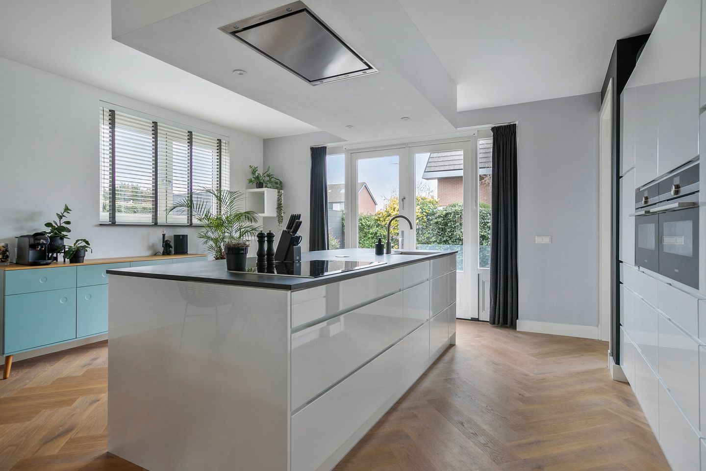 Photo 19 of Laan van Niftarlake 29