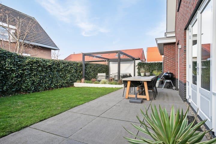 Photo 41 of Laan van Niftarlake 29