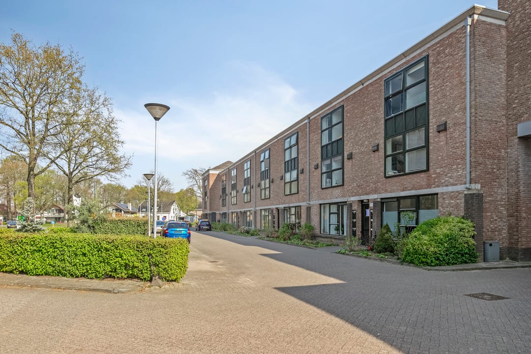 Foto 8 van Van Boetzelaerlaan 126