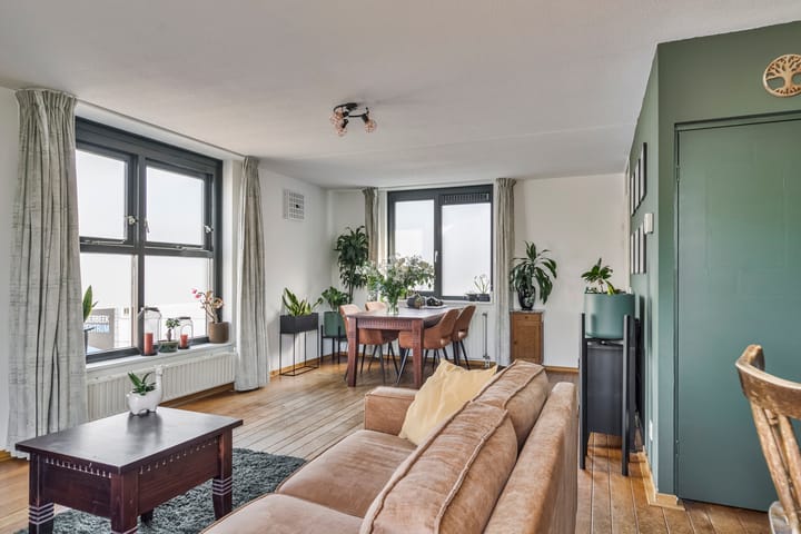 Foto 16 van Van Boetzelaerlaan 126