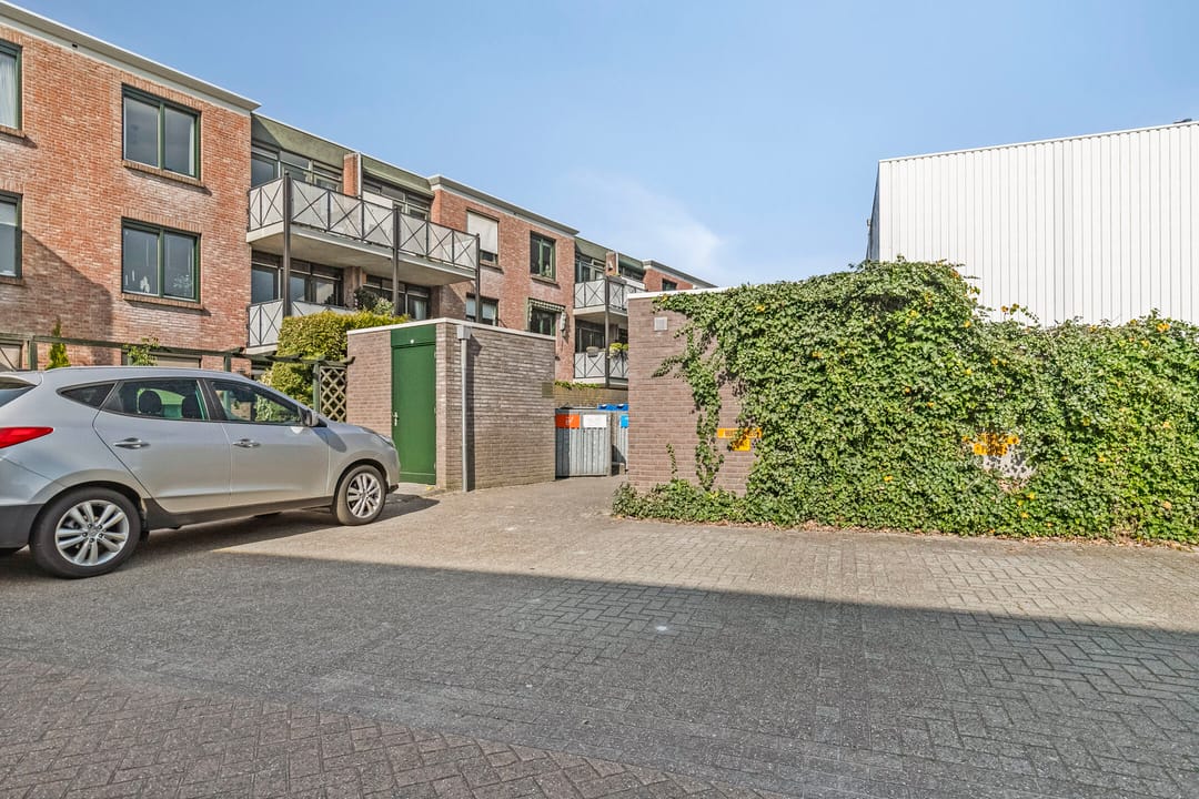 Foto 28 van Van Boetzelaerlaan 126