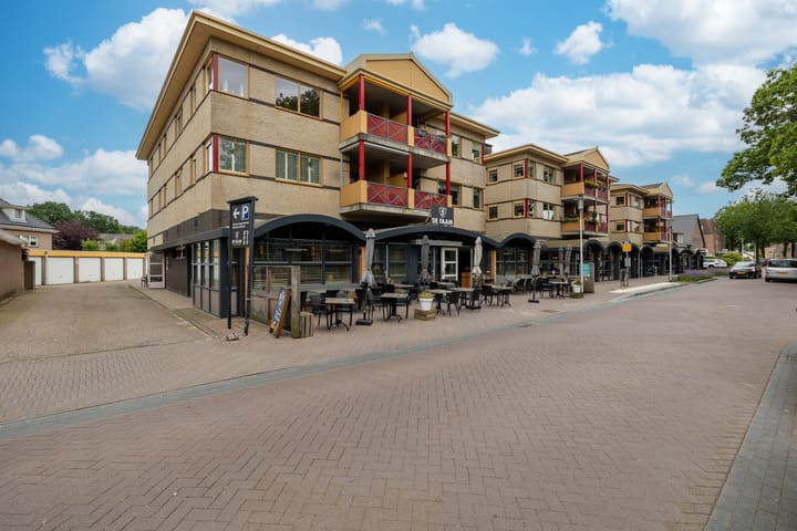 Foto 30 van Van Boetzelaerlaan 126