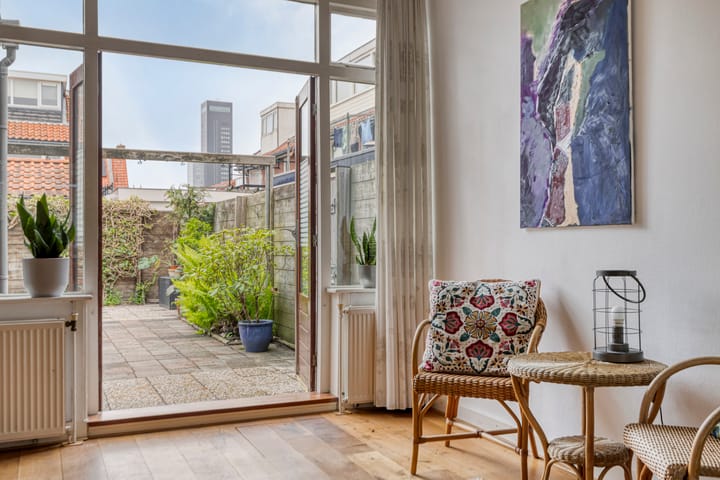 Foto 12 van Aert van der Neerstraat 2