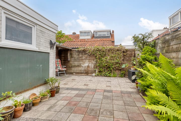 Foto 28 van Aert van der Neerstraat 2