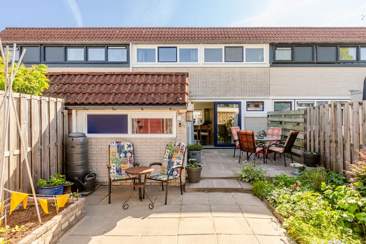 Photo 24 of Galjoen 26 4