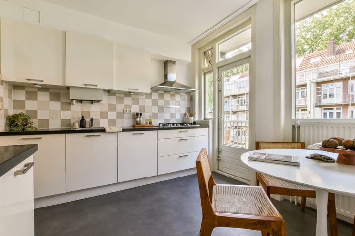 Foto 12 van Van Walbeeckstraat 41-C