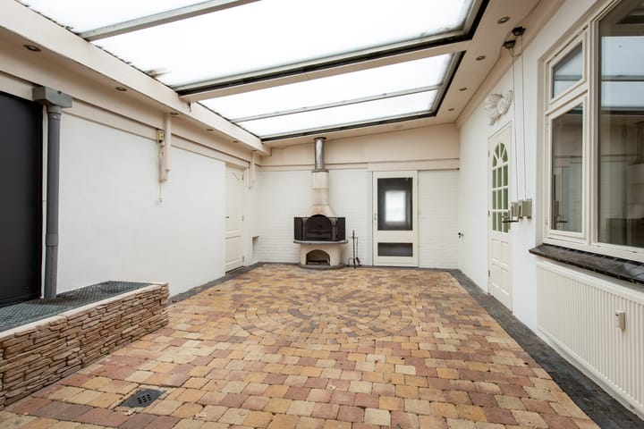 Foto 5 van Voorstraat 160