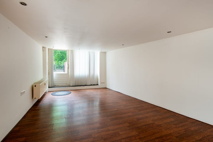 Foto 12 van Voorstraat 160