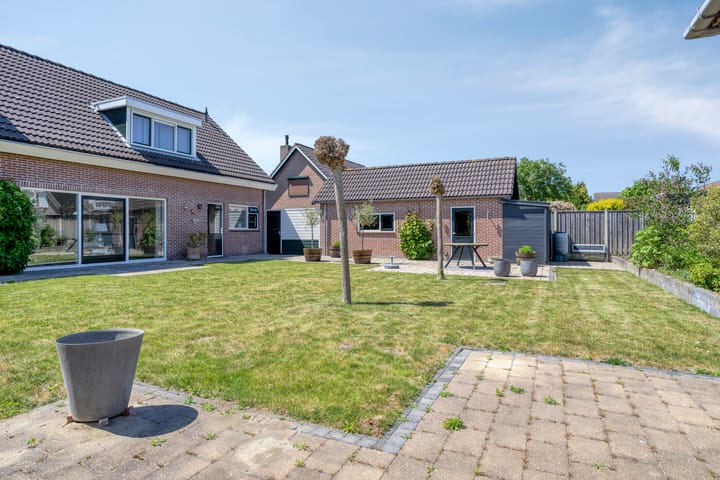 Foto 40 van Leuvenstraat 17