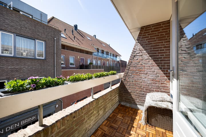 Foto 15 van Meerdorpstraat 20