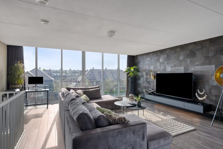 Foto 2 van Veldbloemlaan 63