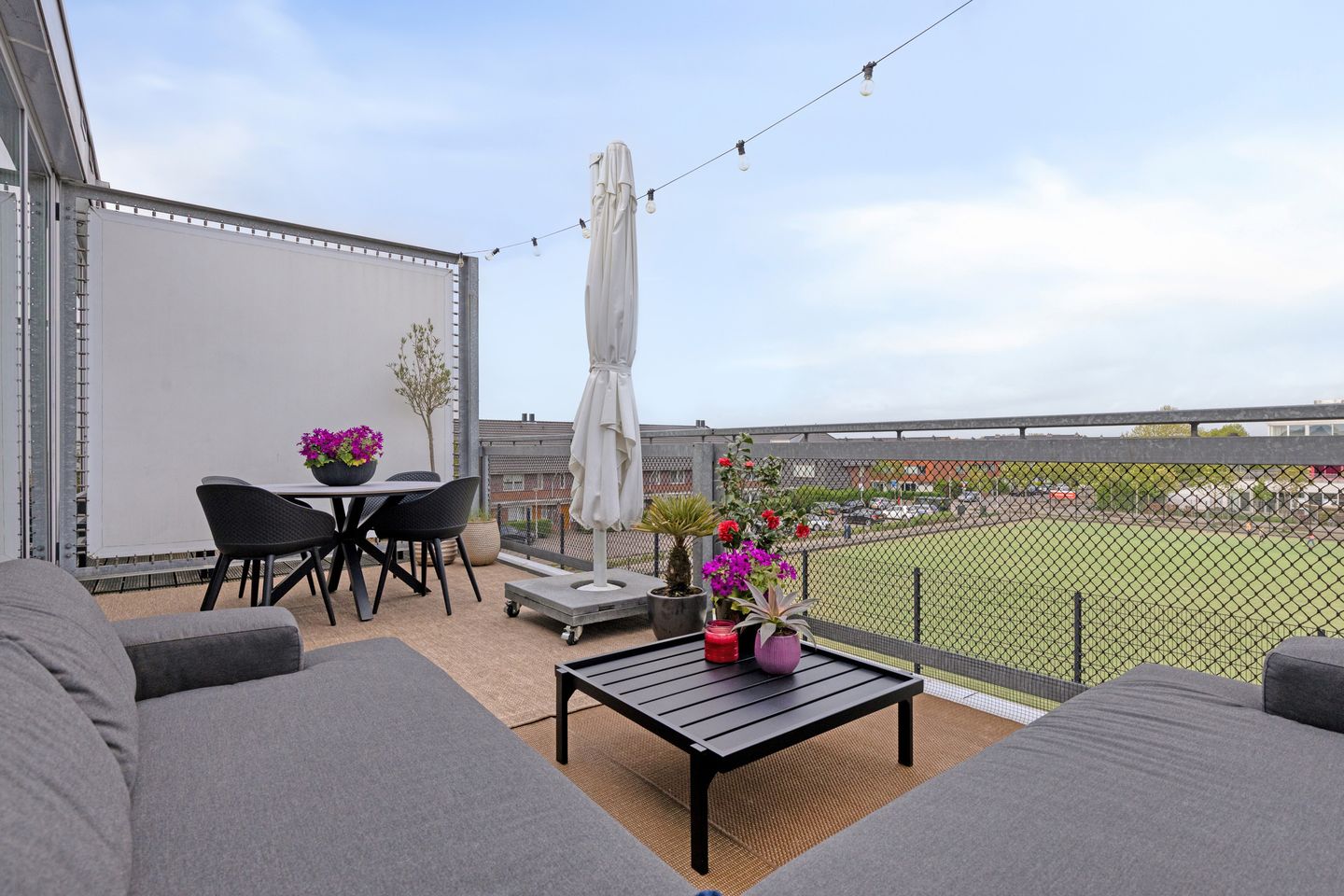 Foto 14 van Veldbloemlaan 63