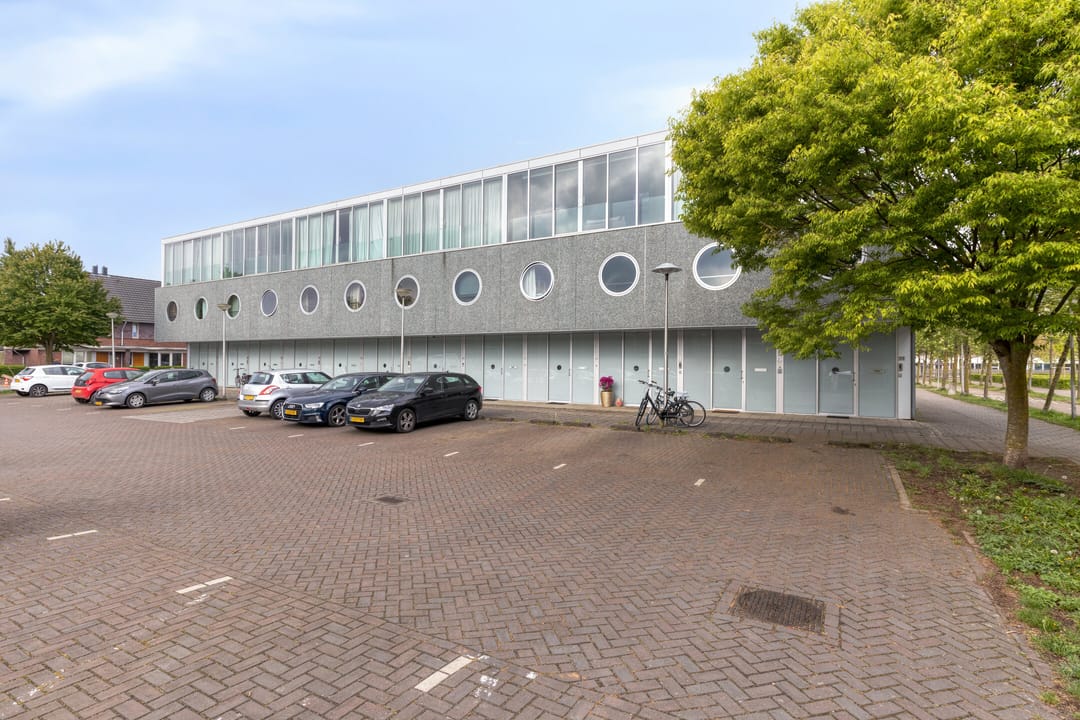 Foto 28 van Veldbloemlaan 63