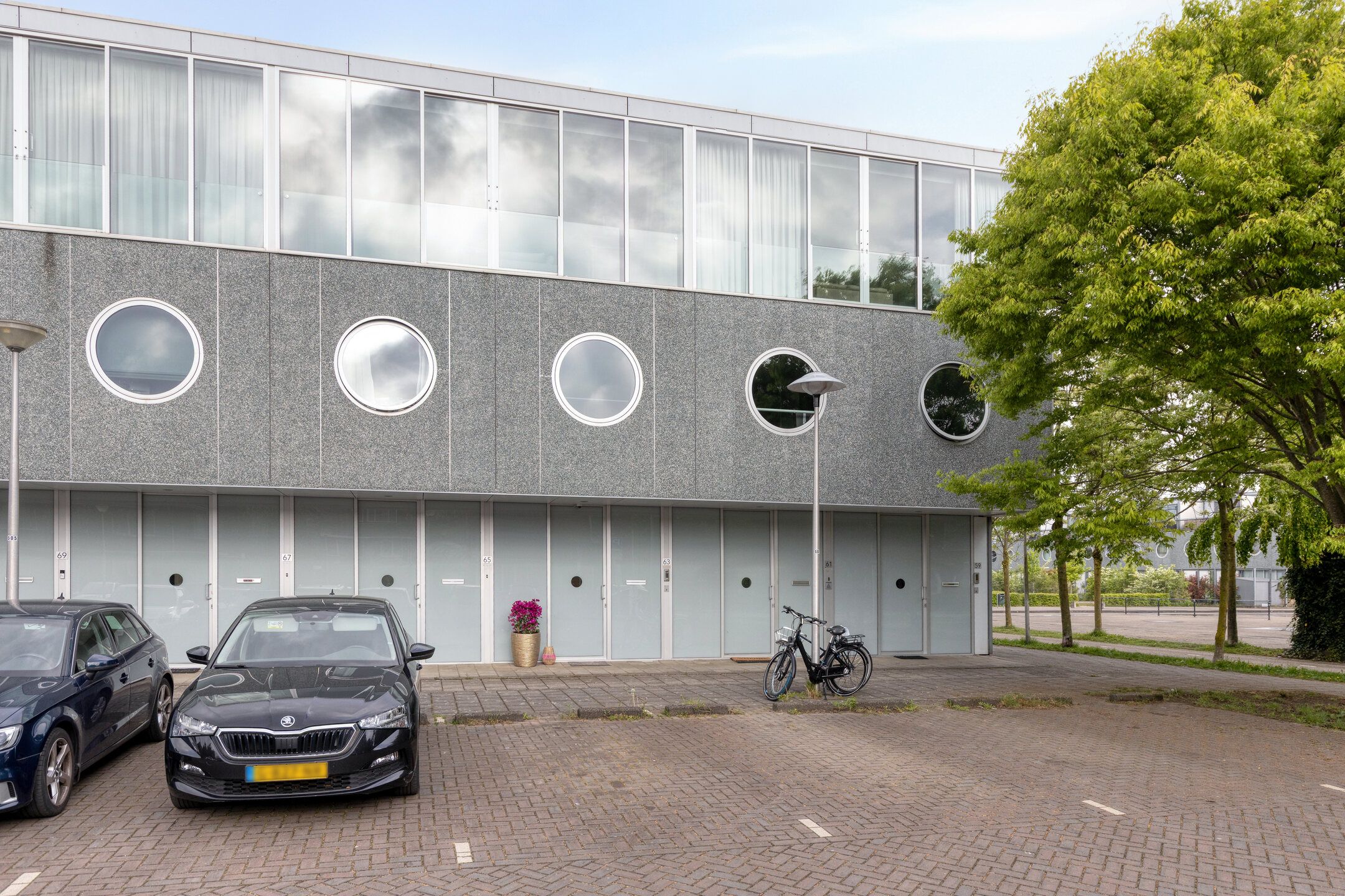 Foto 30 van Veldbloemlaan 63