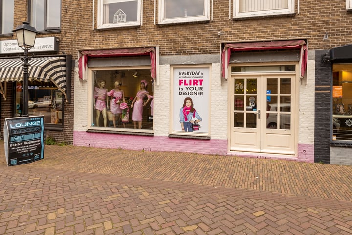Burgemeester Roosstraat 26, Lekkerkerk