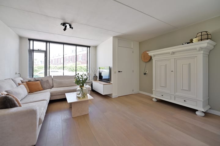 Foto 3 van Bernard van Beeklaan 147