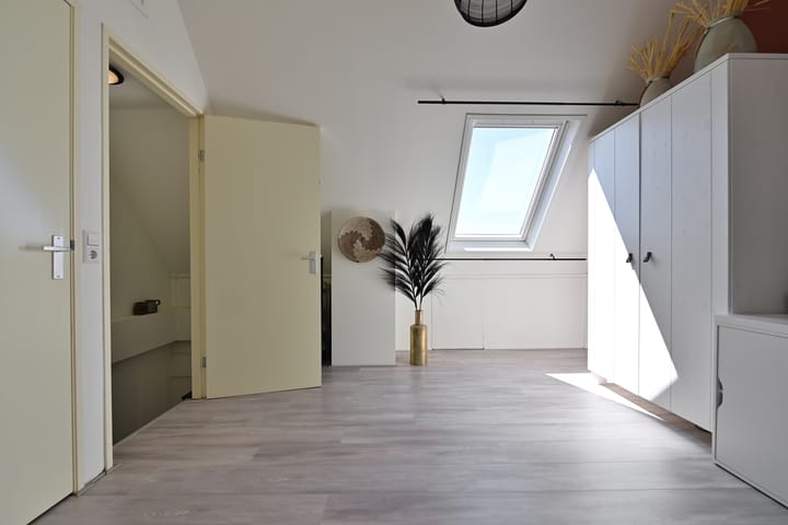 Foto 20 van Bernard van Beeklaan 147