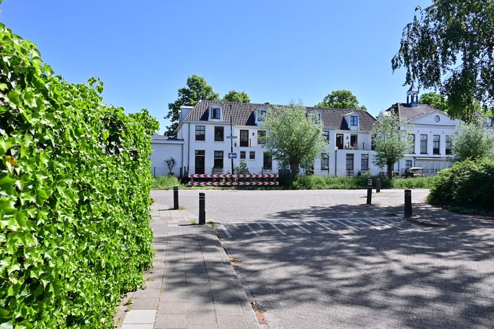 Foto 22 van Bernard van Beeklaan 147