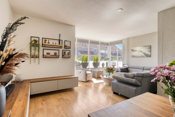 Photo 10 of Lancasterdreef 55