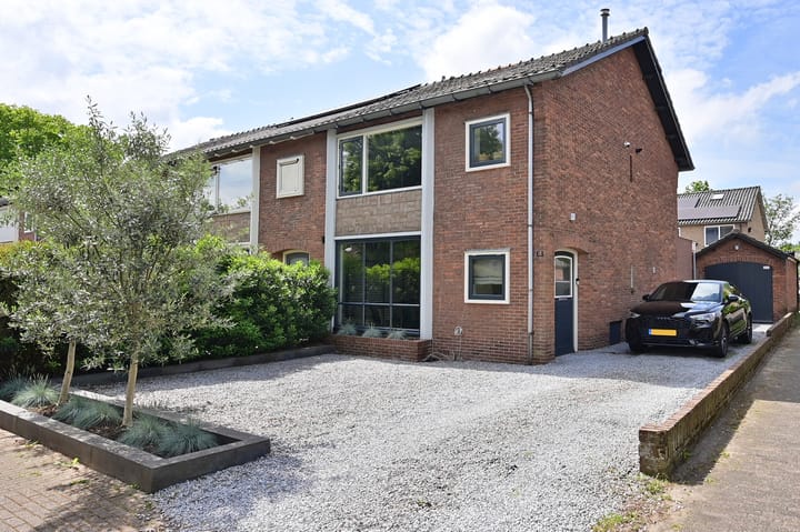 Foto 1 van Karel Doormanlaan 13