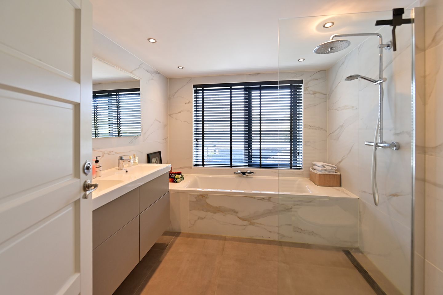 Foto 4 van Karel Doormanlaan 13