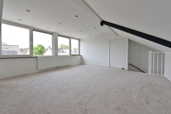 Foto 15 van Karel Doormanlaan 13